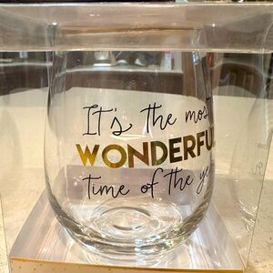 DEI metallic rimmed stemless wine glass 20 oz. NWT Christmas it’s wonderful time